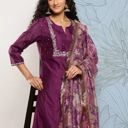 Varanga Yoke Design Regular Chanderi Silk Kurta with Trousers & With Dupatta-picture-41