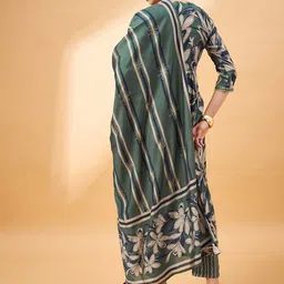 all about you Green Floral Printed Thread Work A-Line Kurta & Trousers With Dupatta image 3