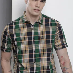 The Indian Garage Co Men Slim Fit Opaque Checked Casual Shirt-picture-40