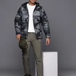 Columbia Men Camouflage Insulator Outdoor Puffer Trekking-Hiking Jacket-picture-24