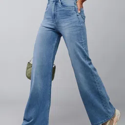 DOLCE CRUDO Women Wide Leg High-Rise Light Fade Stretchable Jeans-image-89