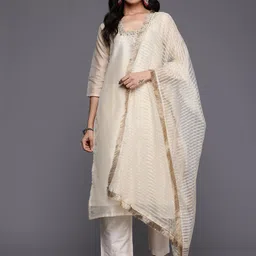 Varanga Ethnic Motifs Embroidered Kurta with Trousers & With Dupatta image 1