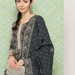Libas Ethnic Motifs Printed Regular SequinnedKurta with Trousers & Dupatta-picture-43
