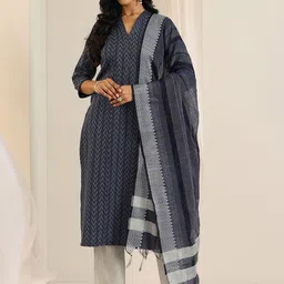 Libas Geometric Printed V-Neck Straight Kurta with Trousers And Dupatta image 3