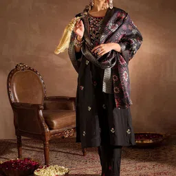 Indo Era Floral Embroidered Thread Work Straight Kurta With Trousers And Dupatta image 4