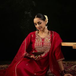 Indo Era Round Neck Ethnic Embroidered Sequinned Kurta with Trouser & Dupatta-picture-41