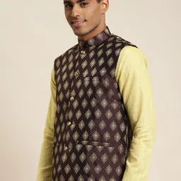 SOJANYA Men Burgundy Woven Design Jacquard Nehru Jacket image 5