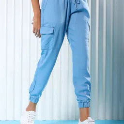 Freehand by The Indian Garage Co Women Blue Mid-Rise Casual Cotton Cropped Jeans-image-20