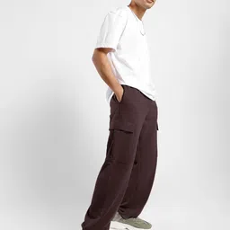 NOBERO Men Onyx Oversized Relaxed Fit Mid-Rise Joggers With Utility Box Pockets image 2