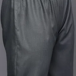 Varanga Plus Size Regular Kurta with Trousers image 5