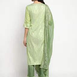 AURELIA Women Green Embroidered Layered Kurta with Trousers & With Dupatta image 4