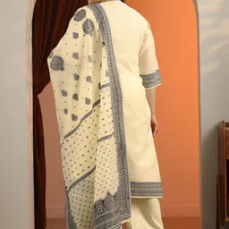 EXTRA LOVE BY LIBAS Women Plus Size Woven Design Kurta with Trousers & Dupatta image 2