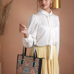 Priyaasi Multicoloured PU Oversized Structured Shoulder Bag image 3