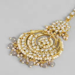 Peora Grey Gold Plated Kundan & Pearl Chandbali Earrings & Maang Tika image 4