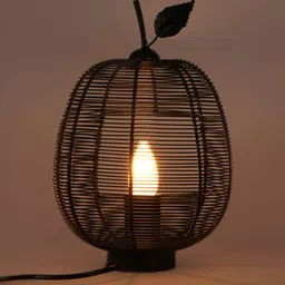 qamar home solutions Black Iron Table Lamp (1 Piece) image 4