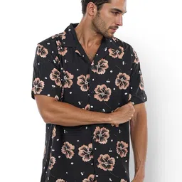 Celio Men Classic Floral Printed Spread Collar Shirt-picture-34