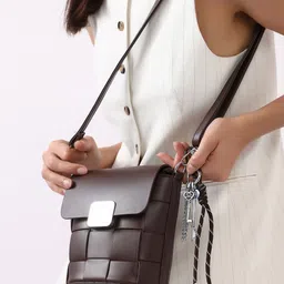 HAUTE SAUCE by Campus Sutra Leather Bucket Sling Bag with Fringed-picture-24