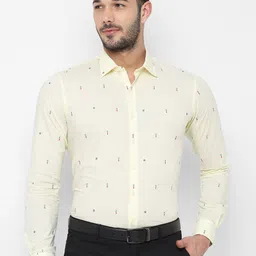 SIMON CARTER LONDON Men Yellow & Red Regular Fit Printed Formal Shirt image 1