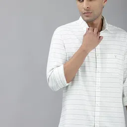 Van Heusen Sport Pure Cotton Slim Fit Checked Casual Shirt-picture-31