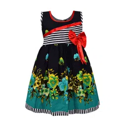 Wish Karo Girls Green Printed Fit and Flare Dress-image-38