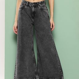 Killer Women Mid-Rise No Fade Flared Fit Jeans-picture-14