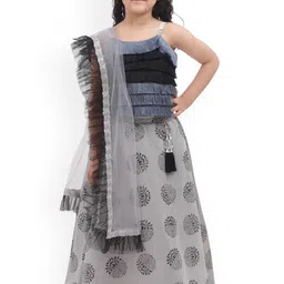 ADIVA Girls Grey & Black Solid Ready to Wear Lehenga & Blouse with Dupatta-image-17