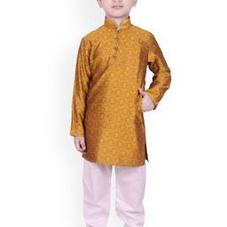 SG YUVRAJ Boys Mustard Yellow & Off-White Self Design Kurta with Pyjamas-picture-3