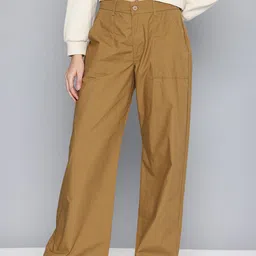 Levis Women Pure Cotton Straight Fit Trousers-picture-12