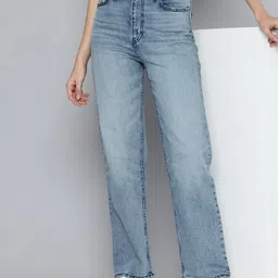Levis Women Straight Fit Heavy Fade Stretchable Jeans-image-91
