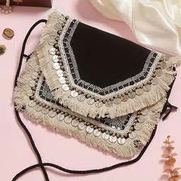 Swisni Women Black & White Printed Envelope Clutch-picture-39