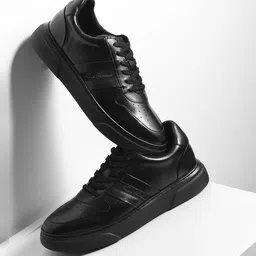 RARE RABBIT Men Polaris Leather Sneakers-image-31