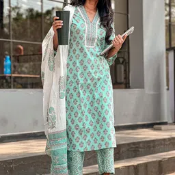 Libas Women Sea Green & White Floral Printed Cotton Straifht Kurta with Palazzos Dupatta-picture-23