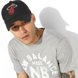 New Era Men Black Embroidered Baseball Cap-picture-1