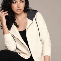 Roadster Women Solid Hooded Sweatshirt-picture-24