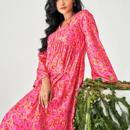 DRESOUL Printed Flared Sleeve Empire Midi Dress image 2