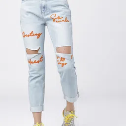 Tokyo Talkies Women Blue Boyfriend Fit Mid-Rise Mildly Distressed Jeans-picture-23