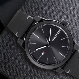 Tommy Hilfiger Men Black Dial & Black Leather Straps Analogue Watch TH1791384-picture-44