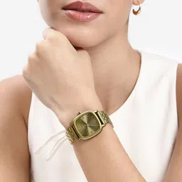 DressBerry Women Bracelet Style Straps Analogue Watch UT-A8649-GLD-DB-image-21