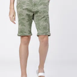 HIGHLANDER Men Olive Green Camouflage Printed Slim Fit Regular Shorts-picture-12