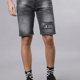 HIGHLANDER Men Grey Washed Slim Fit Denim Shorts image 5