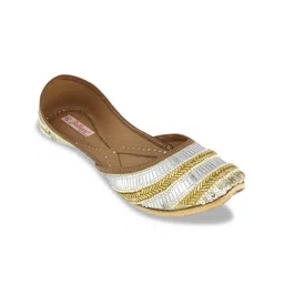 Fulkari Women Gold-Coloured Embellished Leather Mojaris-image-63