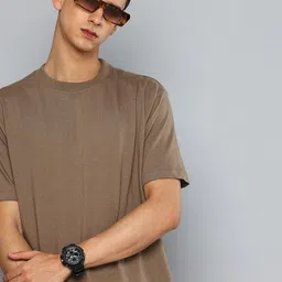 Flying Machine Drop-Shoulder Sleeves Relaxed Fit T-shirt-image-44