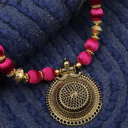 AKSHARA Pink & Gold-Toned Brass Brass-Plated Handcrafted Necklace-picture-14