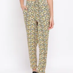 Oxolloxo Women Yellow Regular Fit Printed Regular Trousers-picture-19
