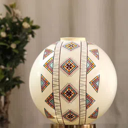 POSH-N-PLUSH Off-White Printed Glass Lamp With Brass Antique Finish Metal Base-image-0