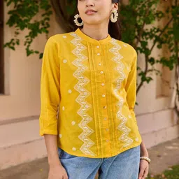 House of Chikankari Floral Embroidered Cotton Top-picture-22