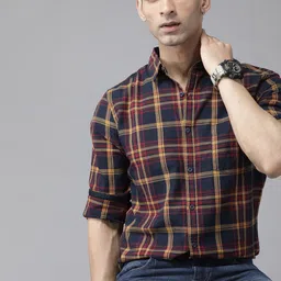Roadster Men Navy Blue & Mustard Pure Cotton Tartan Checks Sustainable Casual Shirt-image-8