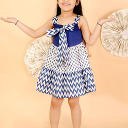 LIL DRAMA Navy Blue Chevron Printed Fit & Flared Dress-picture-4