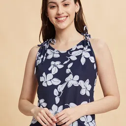 Selvia Geometric Print Placement Print Top-picture-33