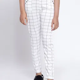KLOTTHE Girls Black & White Checked Slim-Fit Ankle-Length Treggings-picture-32